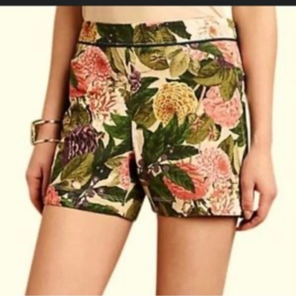 Elevenses floral garden cotton shorts - Picture 5 of 6